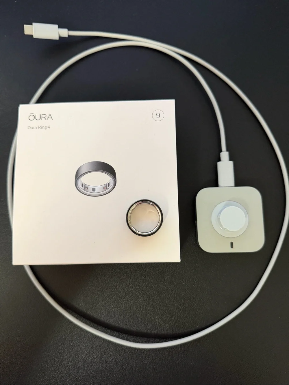 Oura Ring 4 Stealth Black Size 9 + Charger | Excellent Condition